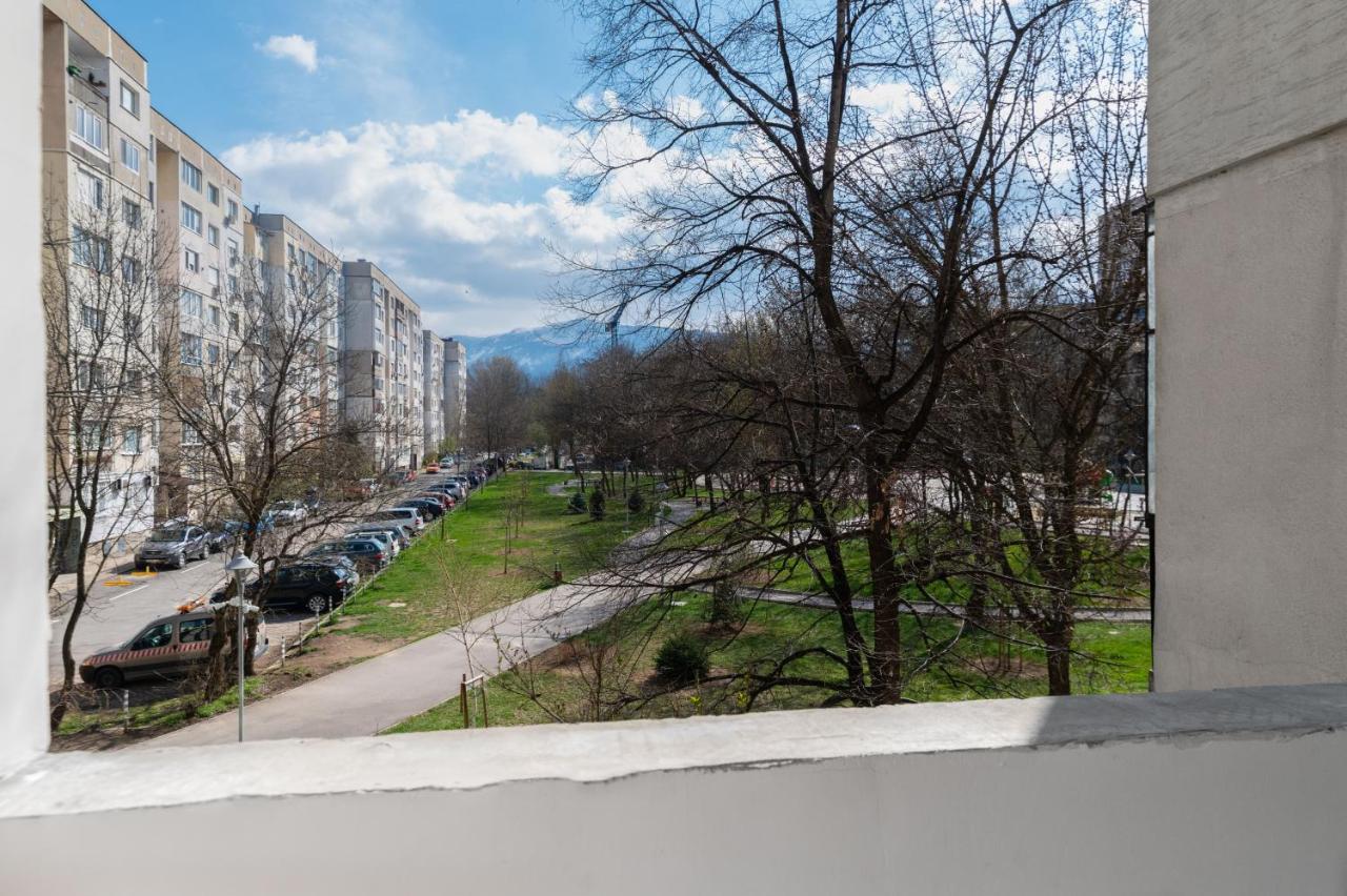 Homey 1-Bd Apartment София Экстерьер фото